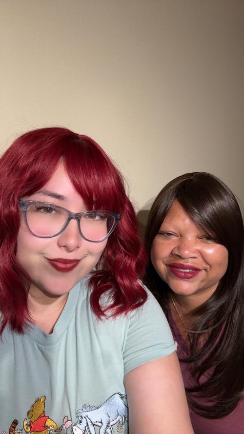 14-Inch Solid Smokey Cherry Maroon Red Wavy Synthetic Wig