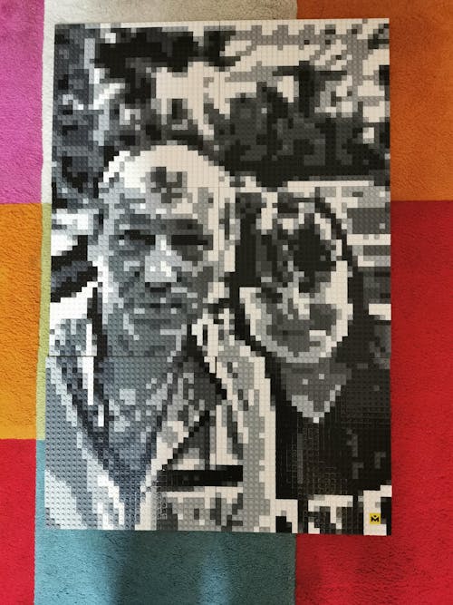 Mozabrick l Schwarz & Weiß Klemmbausteinmosaik aus eigenen Fotos | Personalisierte Geschenke