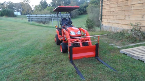 2 Packs 4000lbs 48" Pallet Forks blade for Tractors & Skid steer loader Attachment