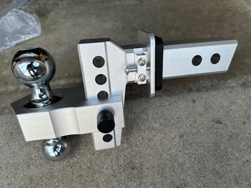 Adjustable Trailer Hitch, Fits 2-Inch Receiver, 8-Inch Drop/Rise Aluminum Drop Hitch, 10,000 LBS GTW-Tow Hitch for Heavy Duty Truck with Double Stainless Steel Locks, Silver