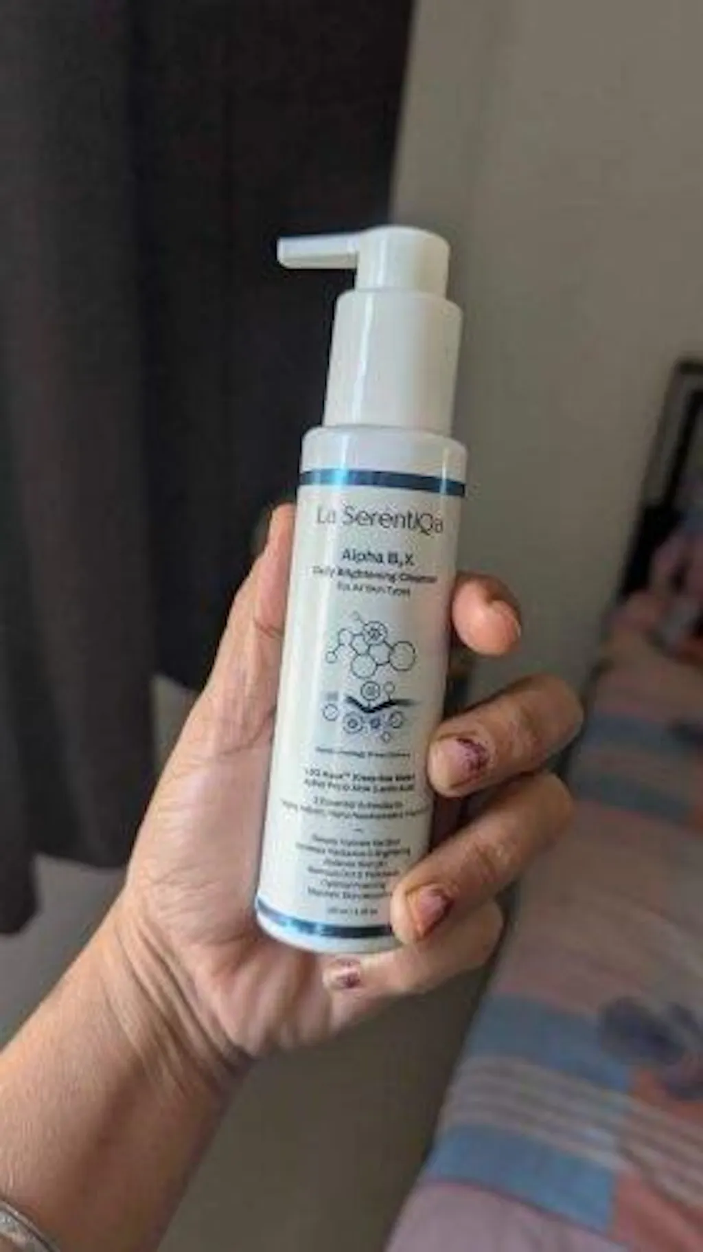 Daily Brightening Hydrating Cleanser with 2% Nano Niacinamide
