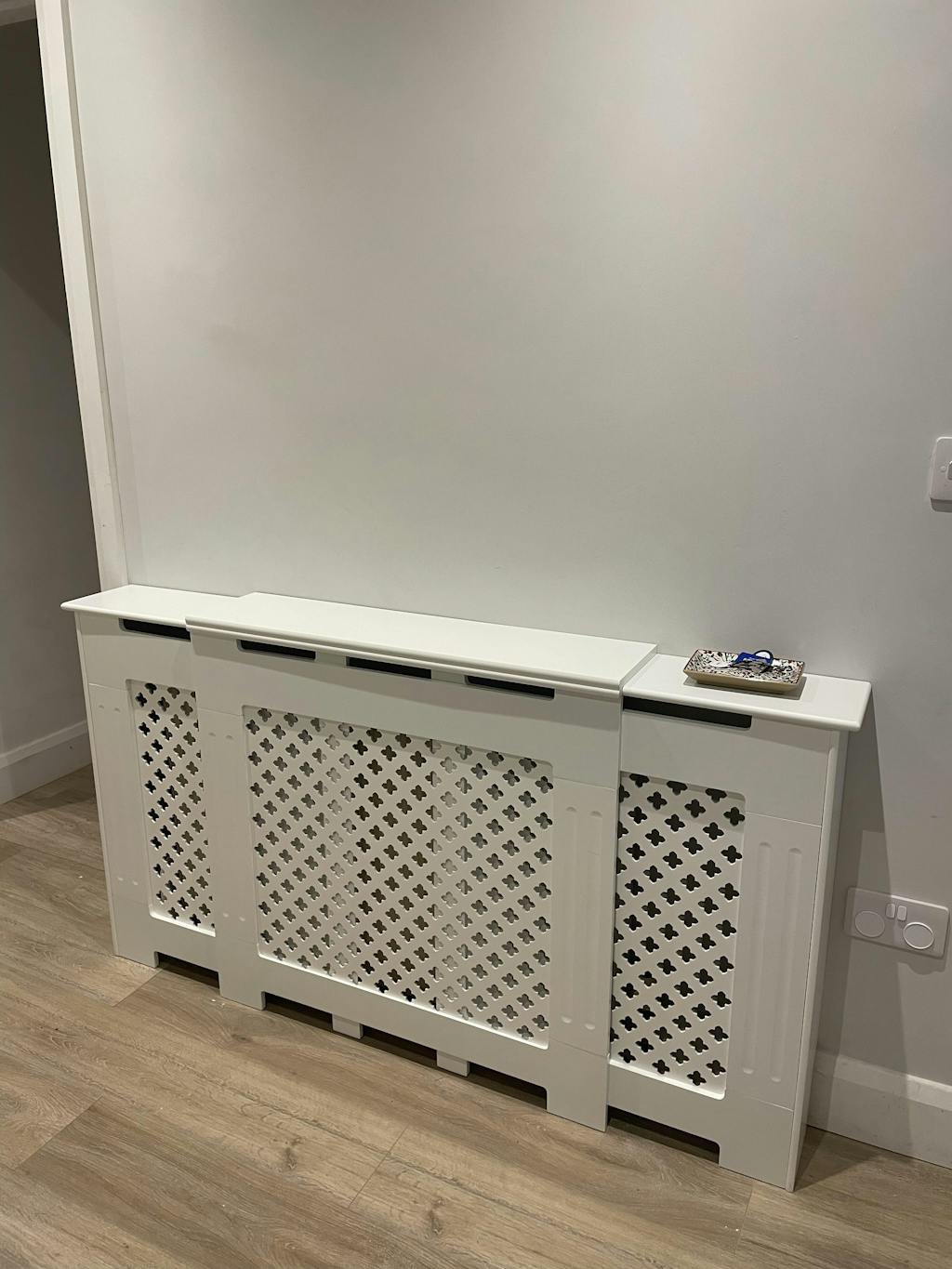 Edith radiator cover white adjustable Laura James Laura James Ireland