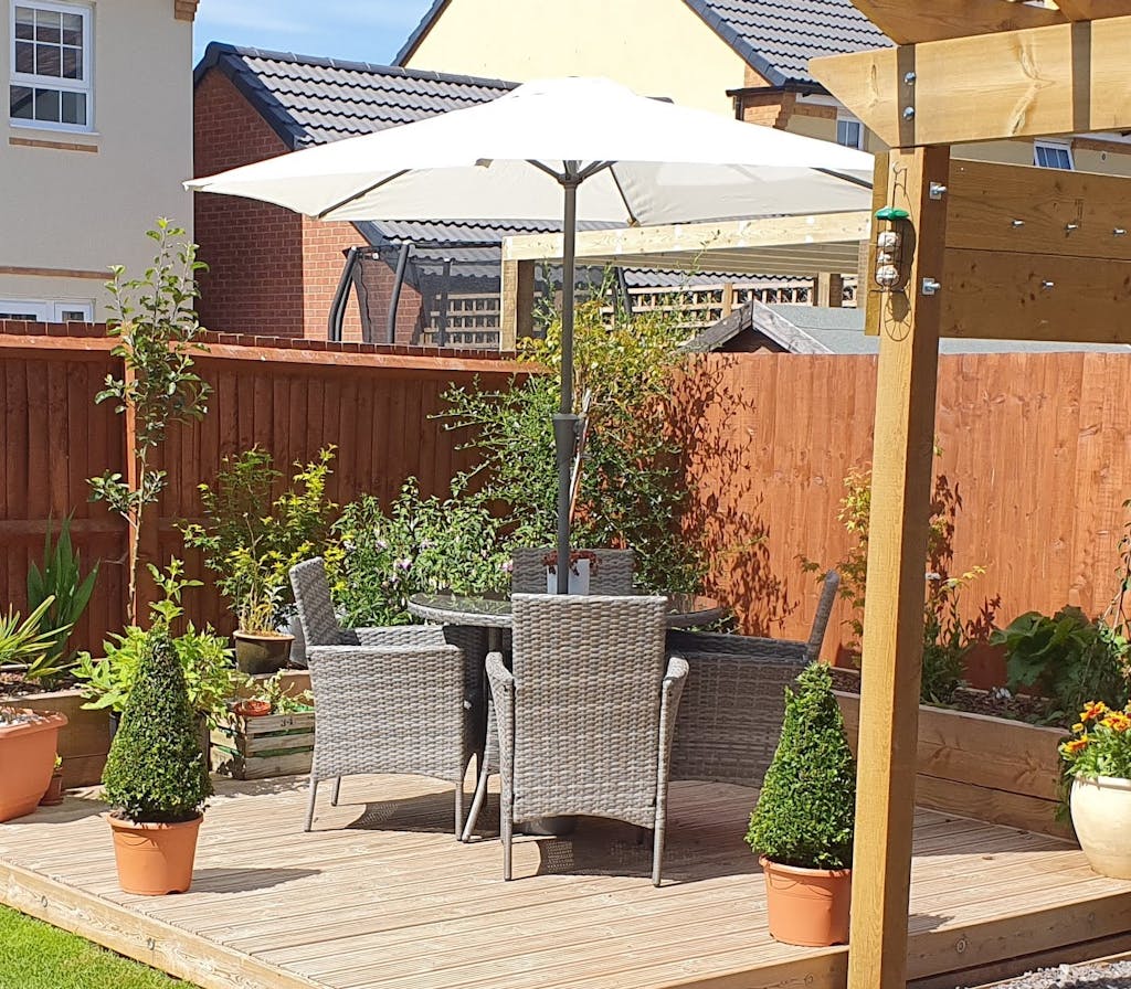 Kemble 4 Seater Rattan Round Dining Table & Chair Set Grey Laura James