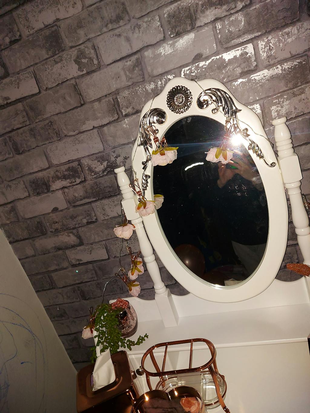 Capri White Dressing Table, Stool & Mirror Set Laura James