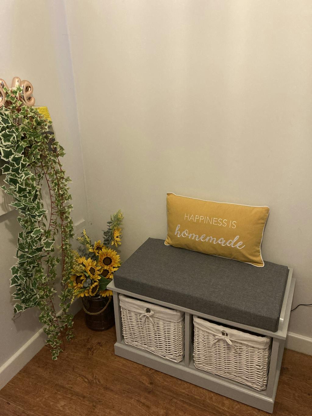 Fyfield Hallway Shoe Storage Bench in White with cushion Laura James