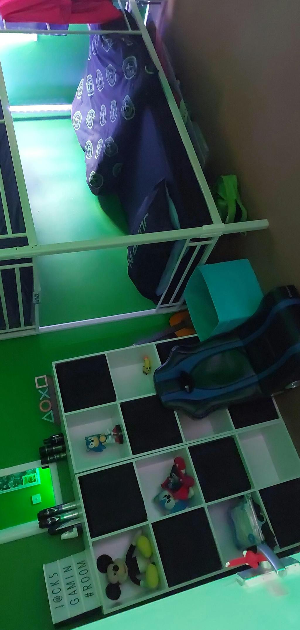 8 Cube Storage Unit in White & 4 Grey Handled Box Drawers Laura James