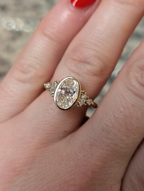 The Bezel Maeve Ring | Oval | Setting Only
