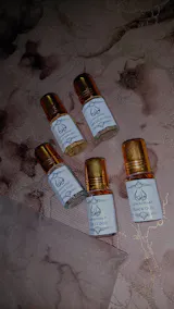 Deal of 5 Premium Attars