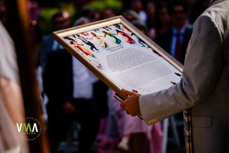 Watercolor dancing the hora ketubah