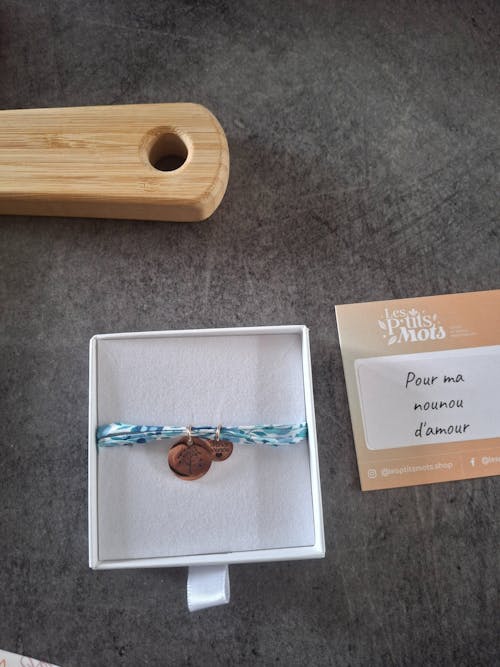 Bracelet Liberty personnalisé gravure symbole et médailles de 10 mm à graver