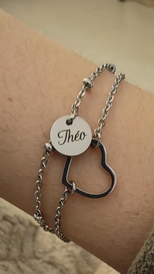 Bracelet personnalisé Cœur avec double chaines et médailles à graver de 10 mm