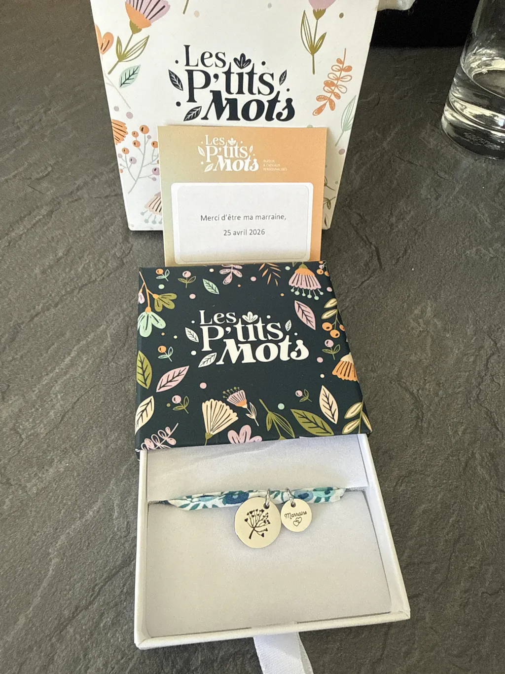 Bracelet Liberty personnalisé gravure symbole et médailles de 10 mm à graver