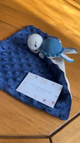 Lily La Tortue Bleu Mer-Écru