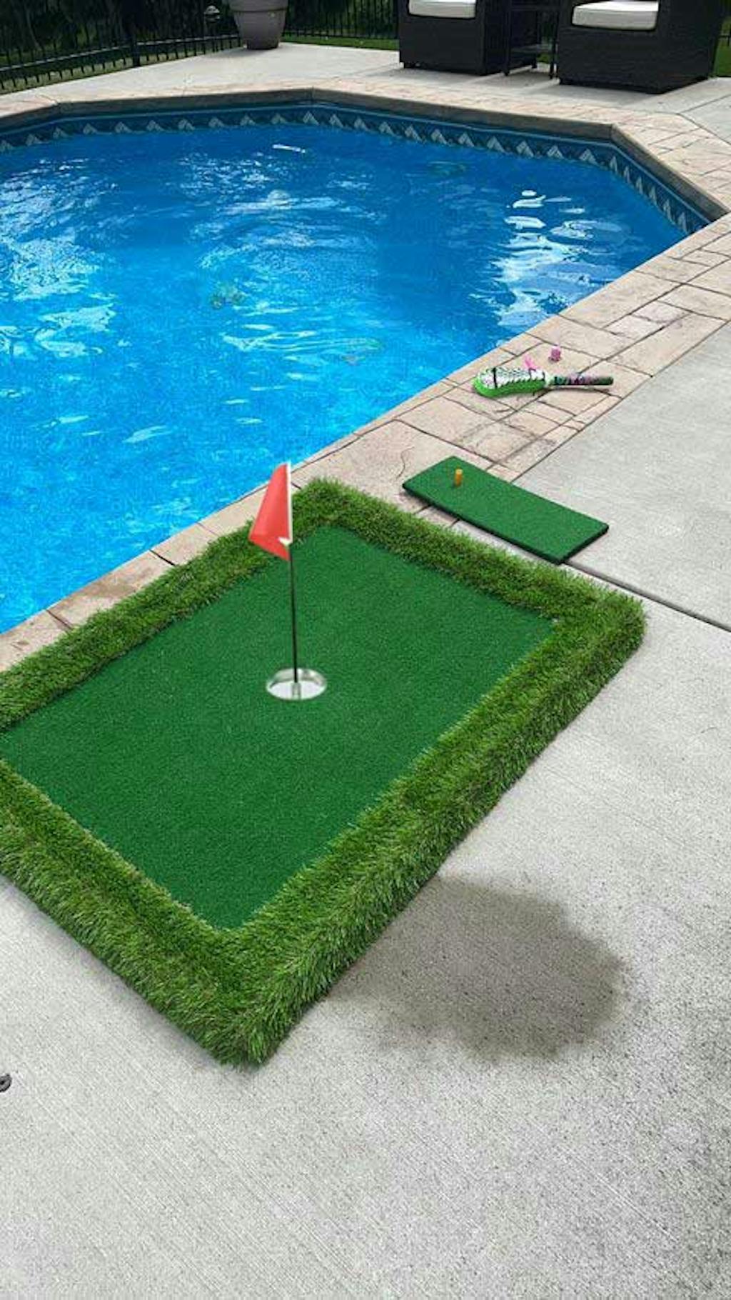 Lesmart Pool Floating Golf Turf Game Floating Chipping Green Golf