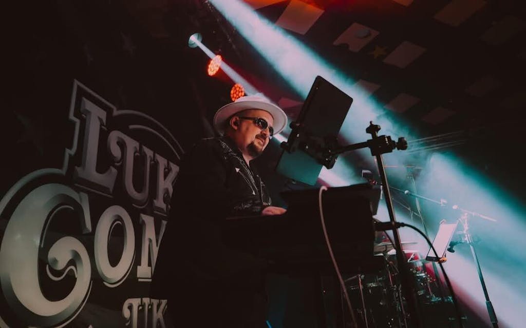 Onyx & Citrine Men's Embroidered Western Pearl Snap Shirt