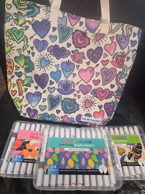 DIY Doodle Bag Bundle - Wildflower & Love Heart Tote Bags & Acrylic Markers