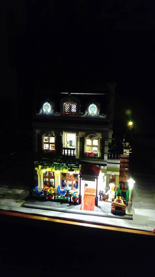 Lightailing
