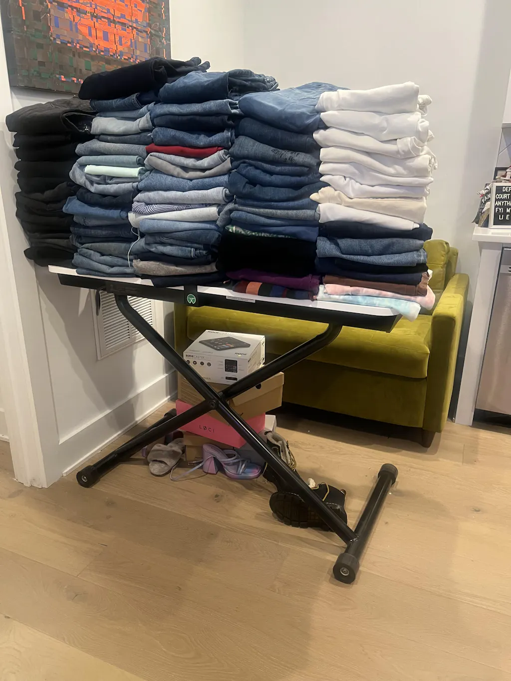 Lillipad Electric Floor to Stand Desk — Fully Assembled