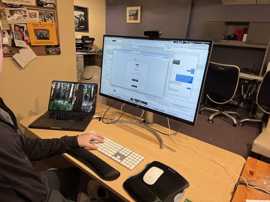 Lillipad Electric Floor to Stand Desk — Fully Assembled