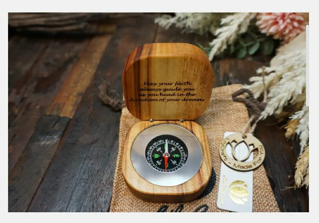 Personalised Compass – A Thoughtful Retirement Gift for Him