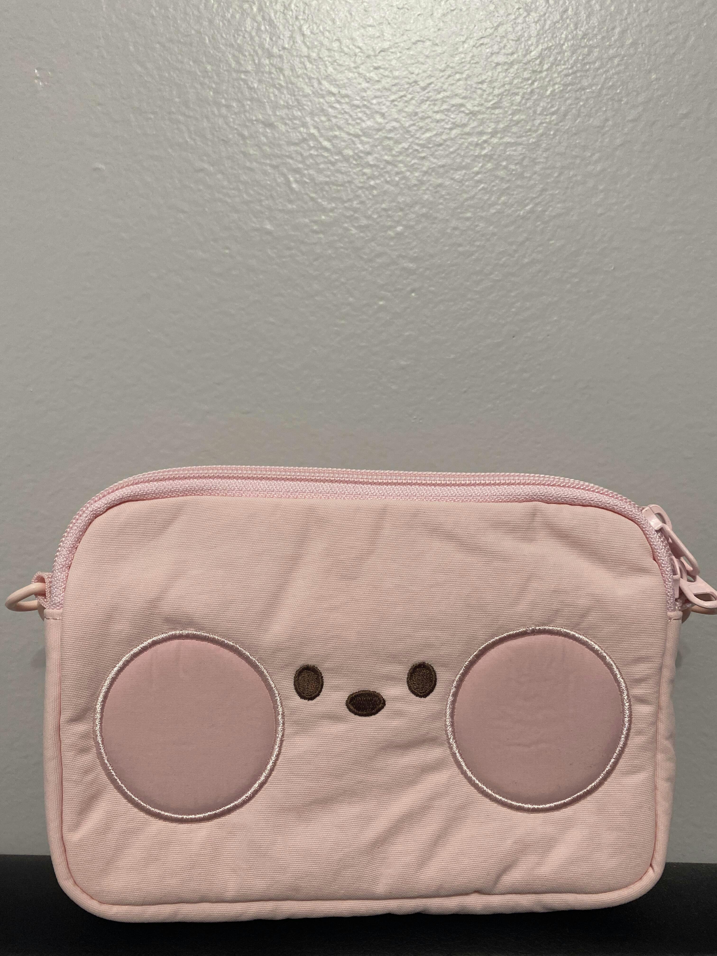 台湾限定　BT21　ウエストバッグ　(R010)　COOKY BTS BT21 Official Authentic Goods BABY CROSSBODY BAG FLUFFY