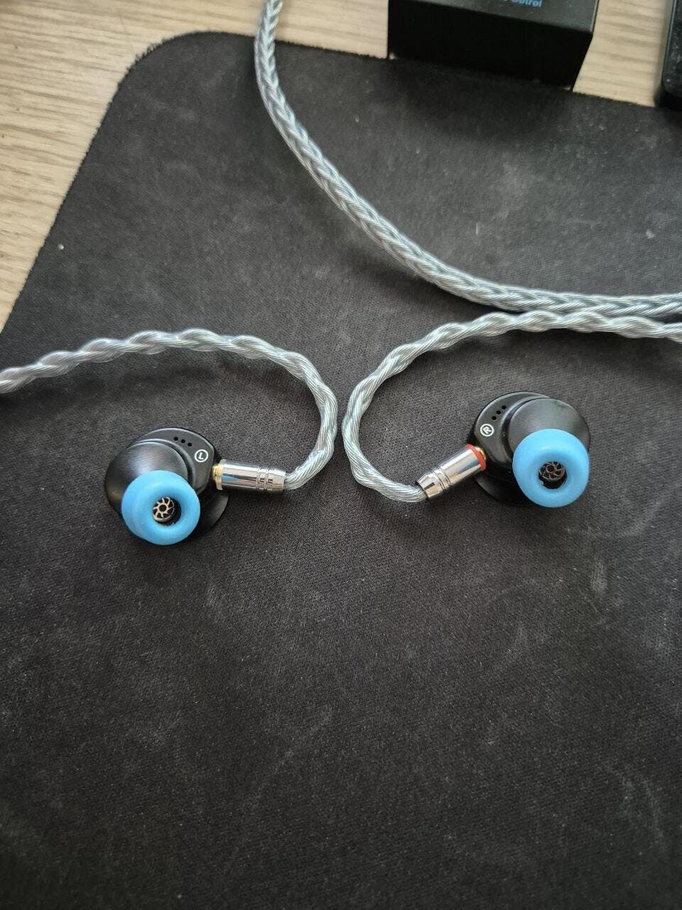 Linsoul 7HZ 流行に左右されない14.2mm 平面HiFi インイヤーイヤホン