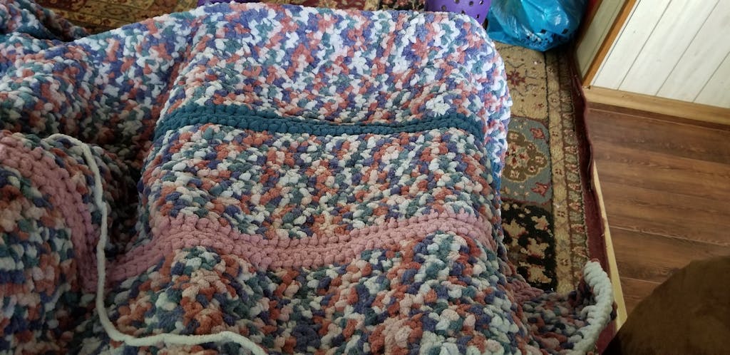 Cover Story Yarn – Lion Brand Yarn