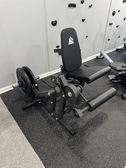 Dumbbell Leg Leg Extension Machine Diy Leg Extension Machine For