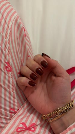 Red Elegance Short Square