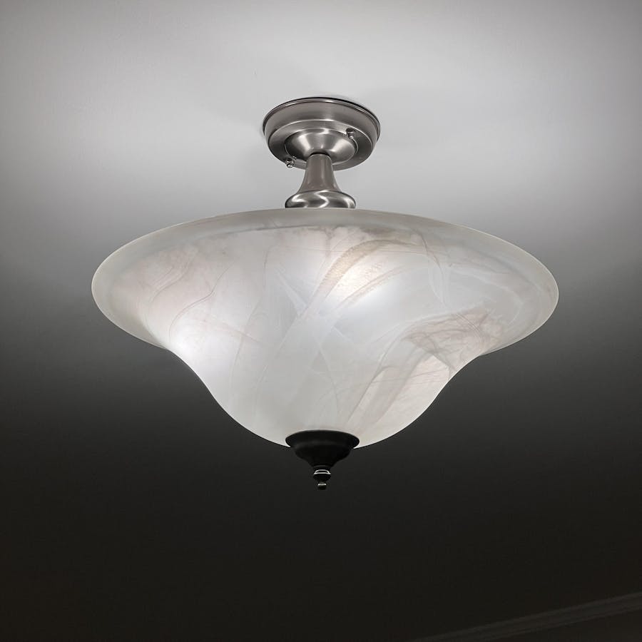 4W Fancy Round LED Bulb B22 Frost in Warm White