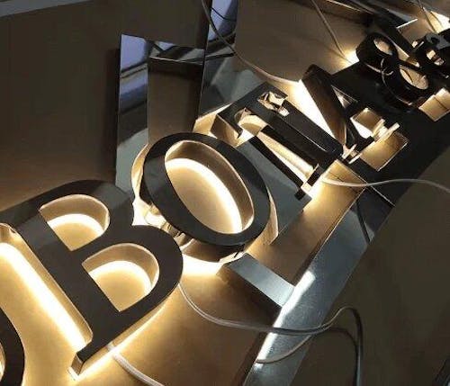 3D Backlit Metal Letters Halo Lit Office Signs Modern Illuminated Letter Signage for Businesses