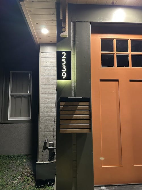 Customized Rectangle Shape Address Plaque with LEDs - Modern Design Lighted Address Marker