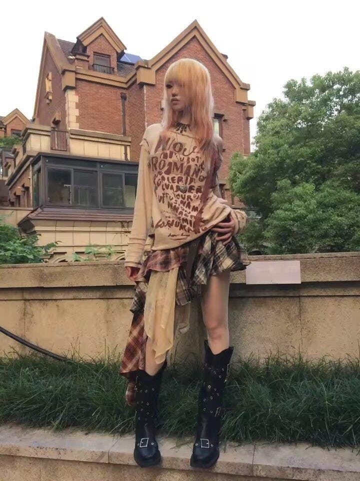 グランジカットアウトトップ - Litlookz Studio