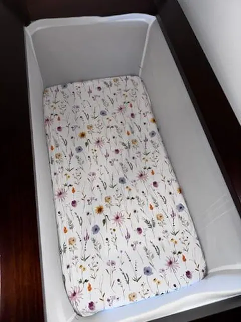 Small Bassinet Waterproof Sheet - Wildflower