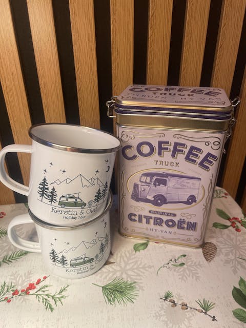 Personalisierte Emaille Camping Tasse "Campingvan mit Aufstelldach"