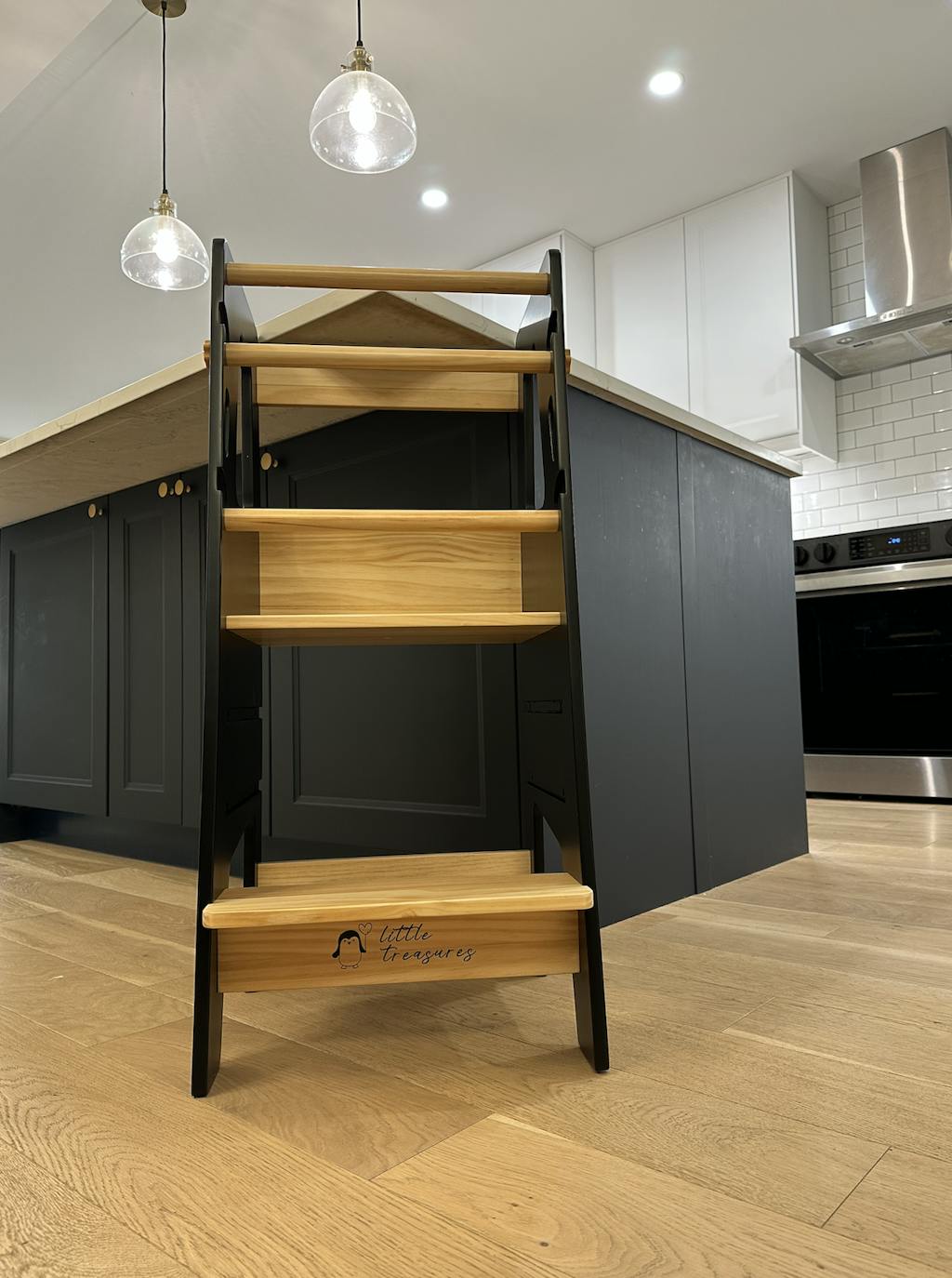 Learning Tower - Kitchen Helper Stool - White