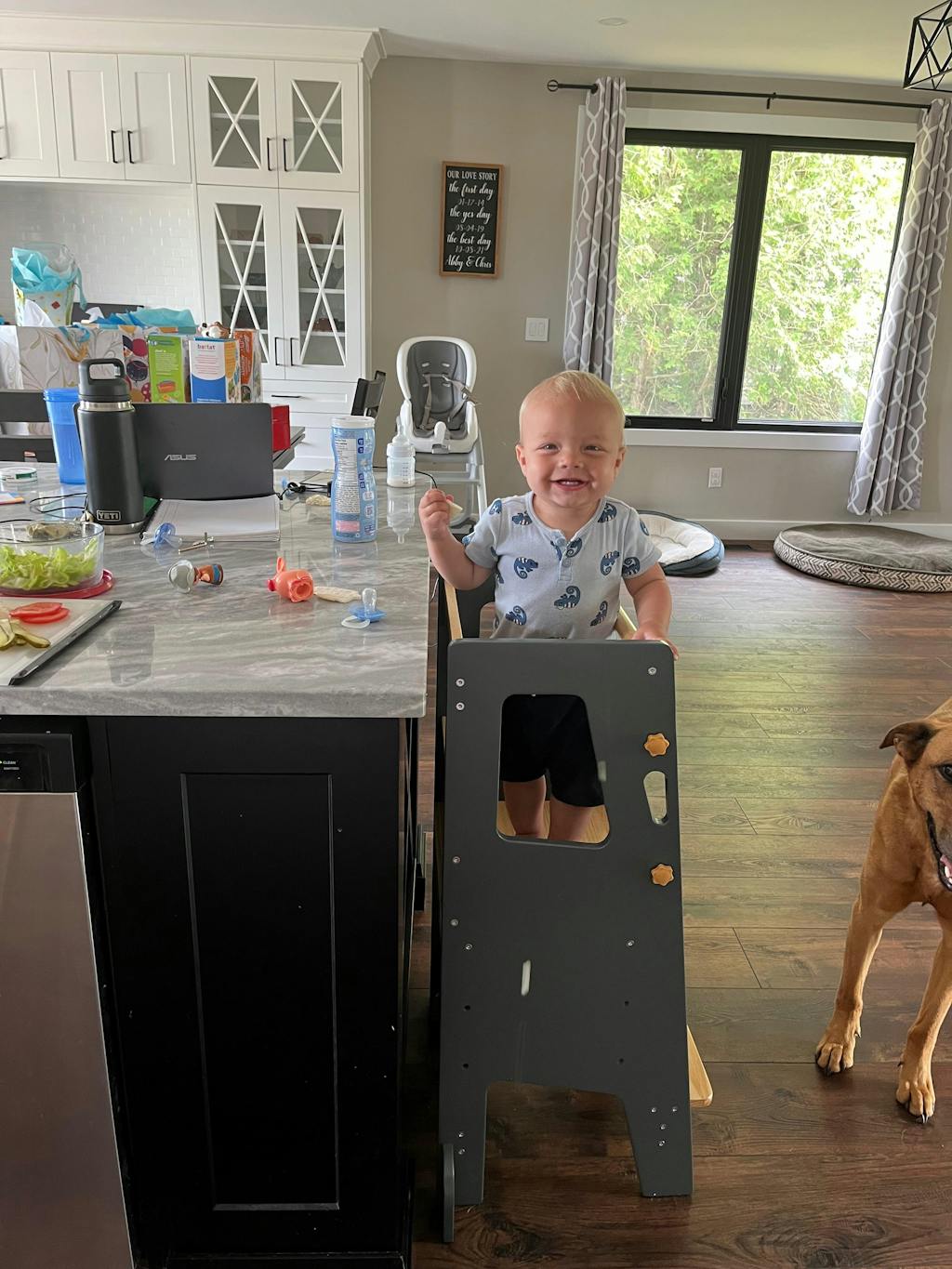 Learning Tower - Kitchen Helper Stool - Dark Grey