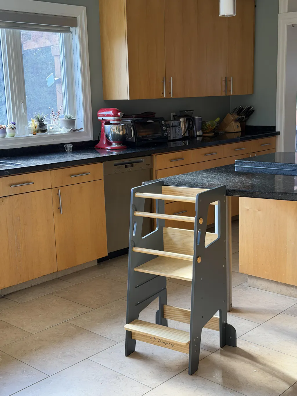 Learning Tower - Kitchen Helper Stool - Dark Grey