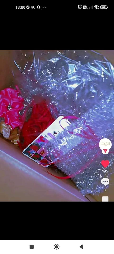 Coffret de Roses Fait Main  - Personnalisation Gratuite