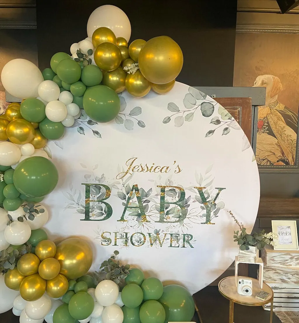 White And Light Green Angle Round Baby Shower Backdrop Kit