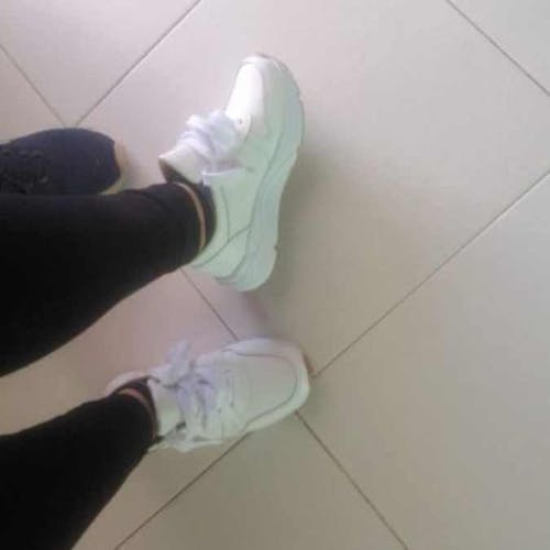 Tenis en cuero para dama Kioto