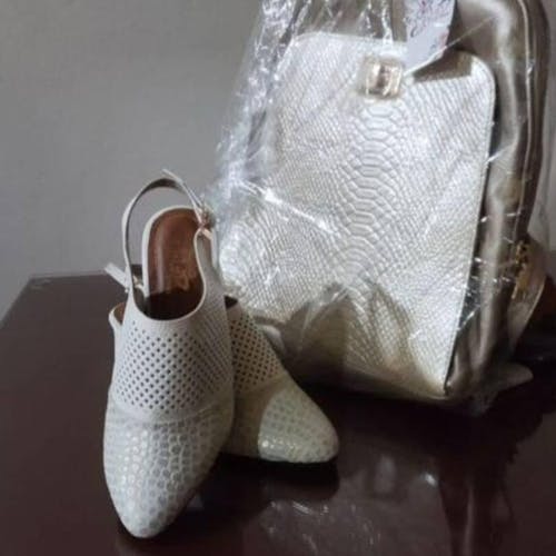 Tacones en cuero para dama Lola