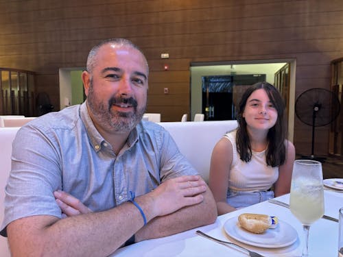 Instant Hair & Beard Dye Shampoo - Target for Men