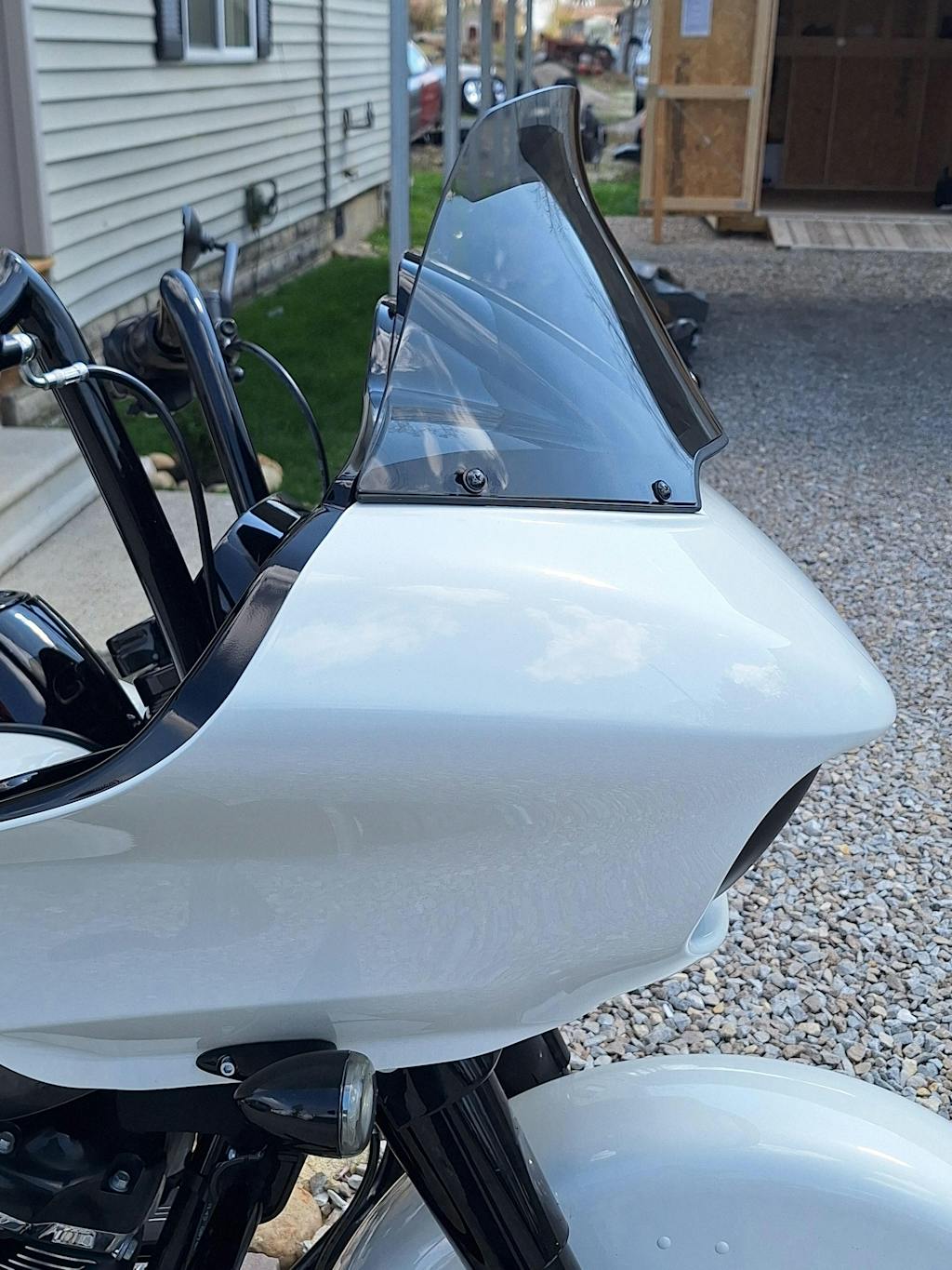 Thresher Recurve Windshield for Harley Davidson Road Glides 2015Newer