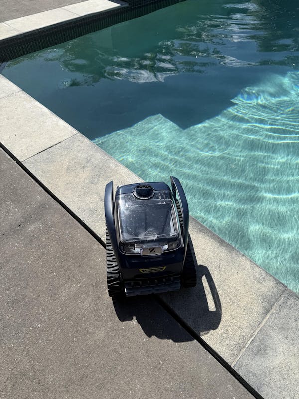 Zodiac Freerider FR200 Cordless Robotic Cleaner