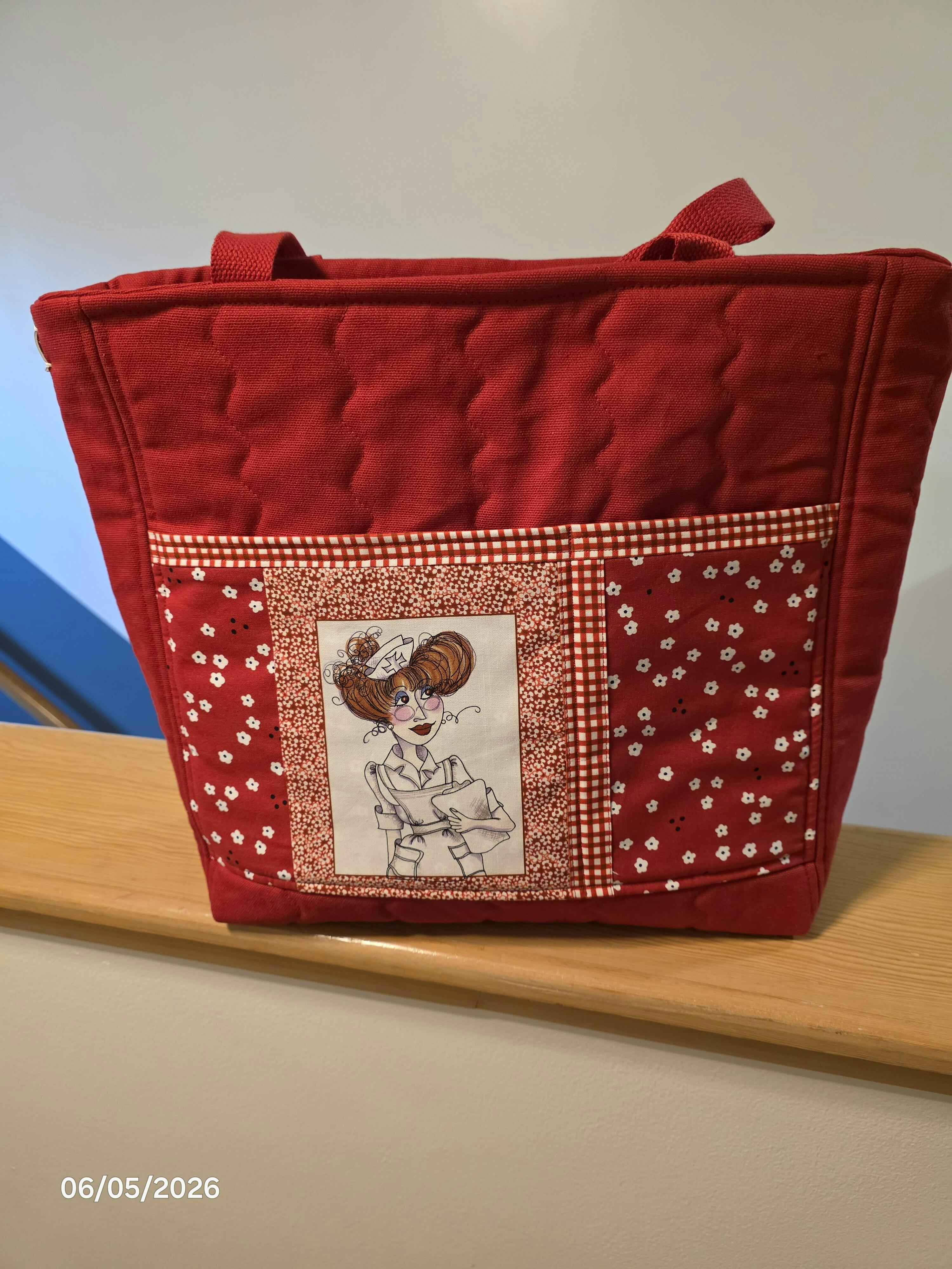 Loralie Designs - fabrics and machine embroidery designs by Loralie