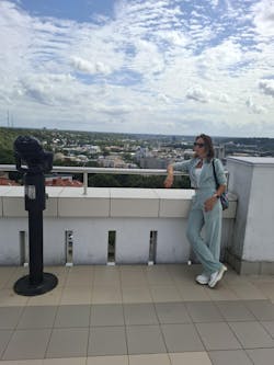 Veliūrinis laisvalaikio kostiumėlis moterims "Soft classic pea"