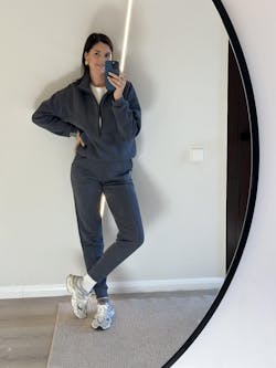 Grafito laisvalaikio kostiumas "Luxury" su pūkeliu