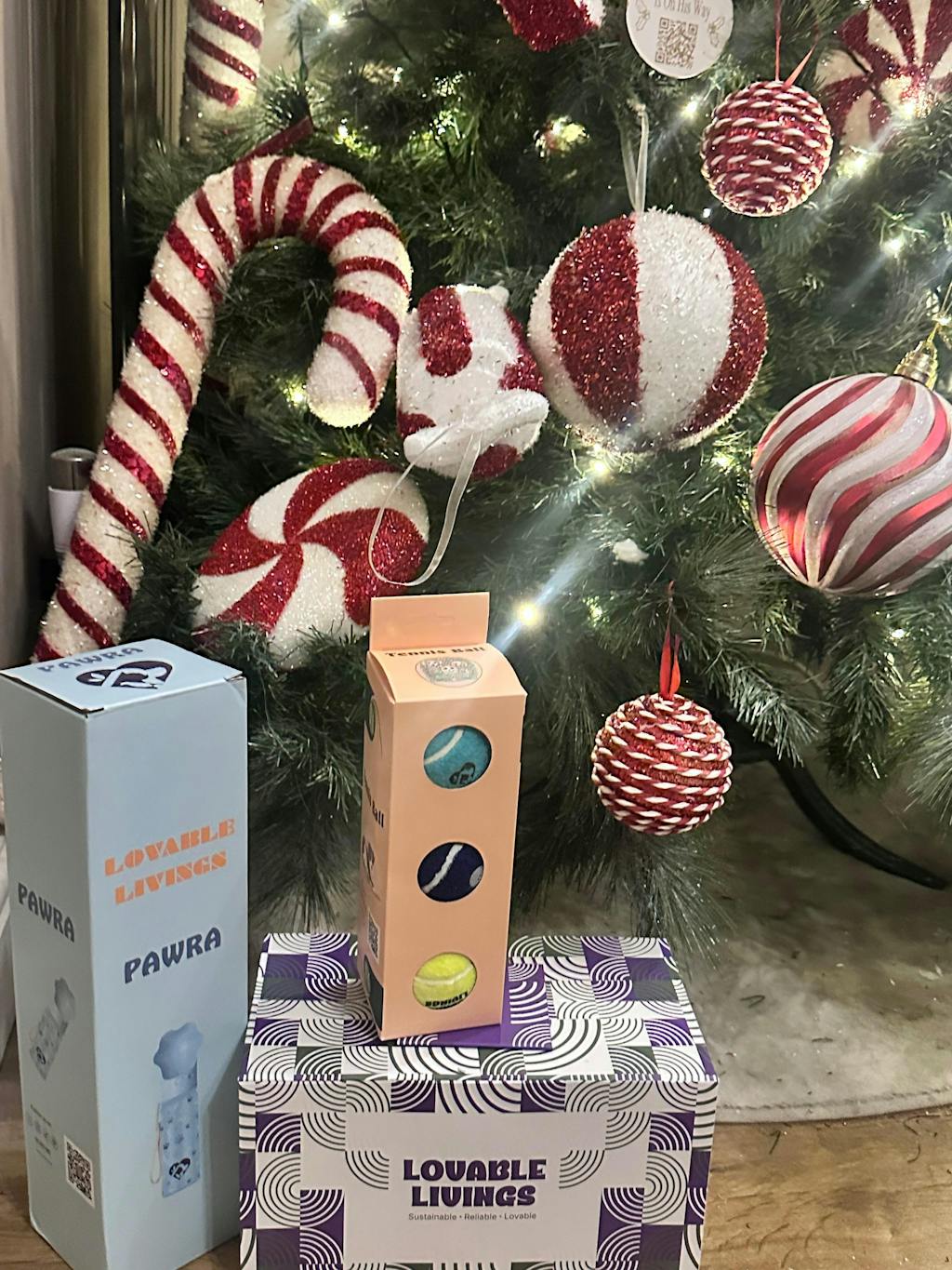 LOVABLE LIVINGS  100% Biodegradable & Compostable Dog Poop Bags - Purple - Lavender scented