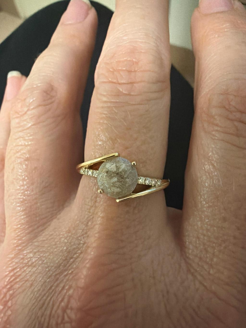 Sacred Remembrance: Ashes Ring